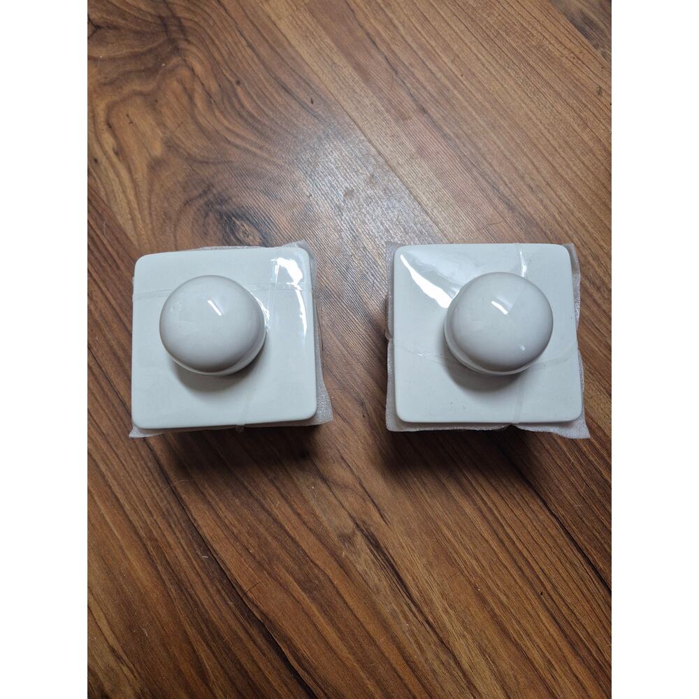 2 Decorative Cannisters Cream - Bullseye's Playground™ s2 - Picture 4 of 5